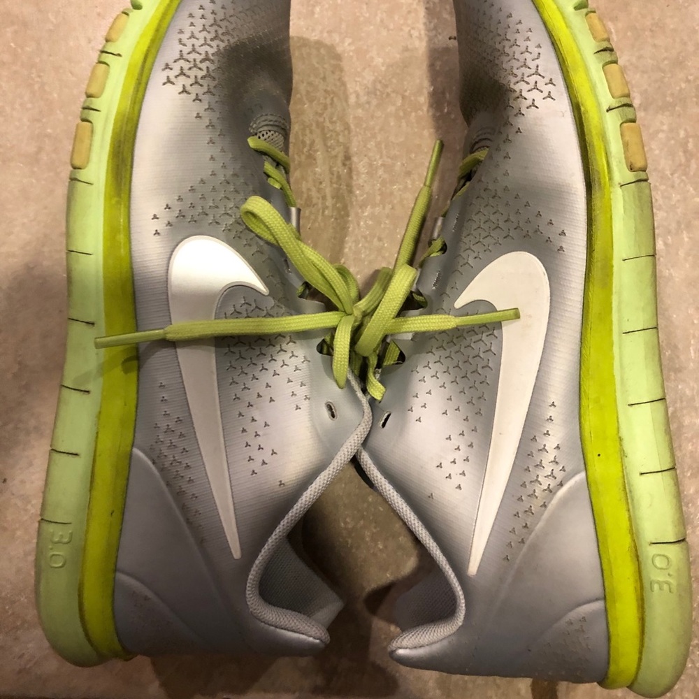 Nike Free Running sneakers!
